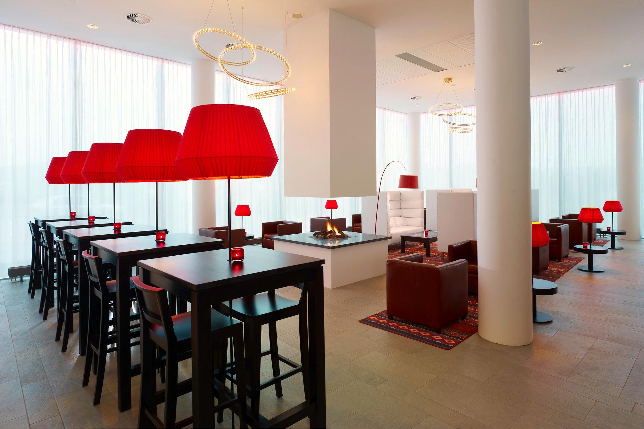 Hotel Park Plaza Amsterdam Airport Lijnden Esterno foto