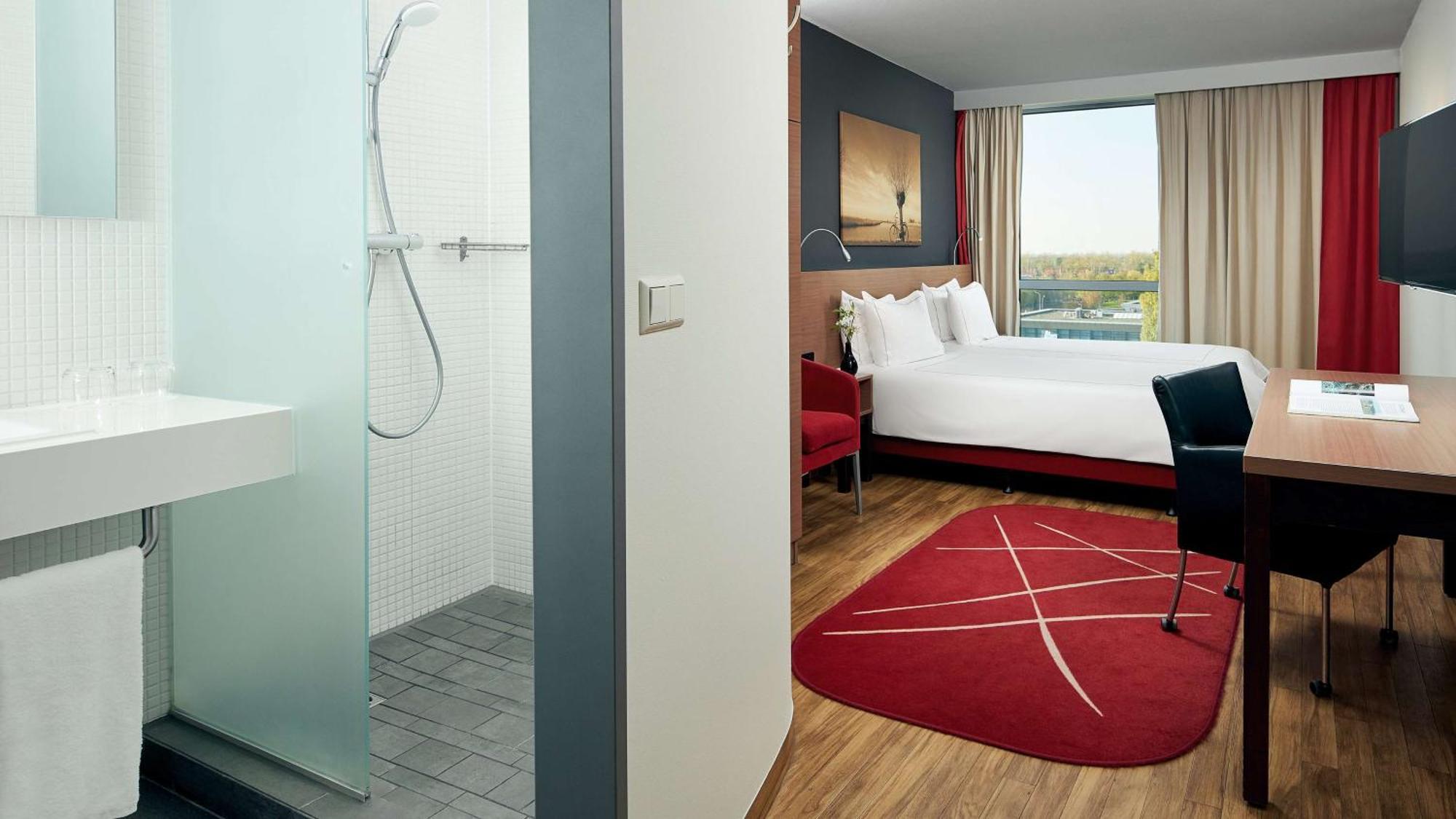 Hotel Park Plaza Amsterdam Airport Lijnden Esterno foto